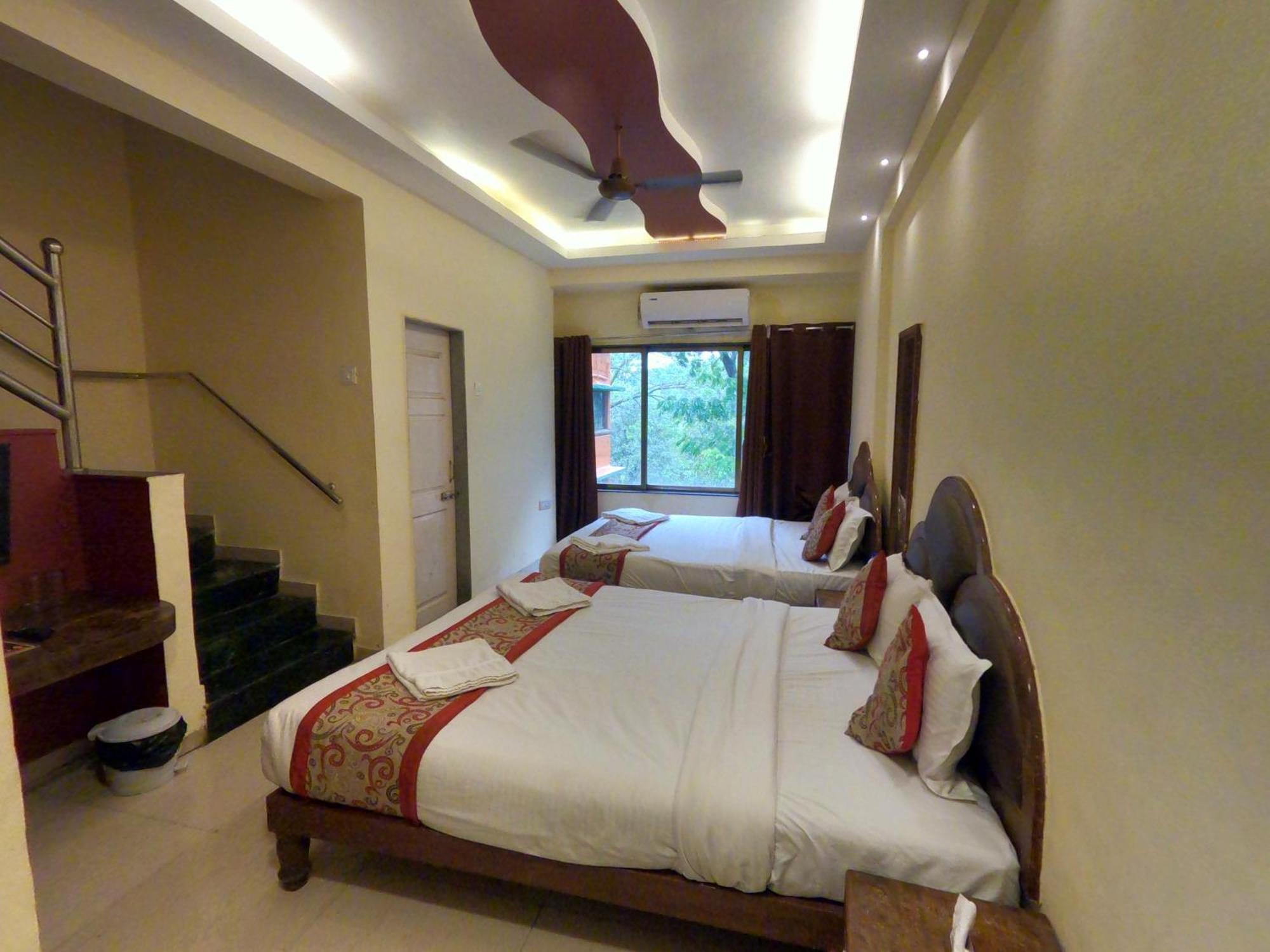 Hill Forest Resort Лонавала Экстерьер фото